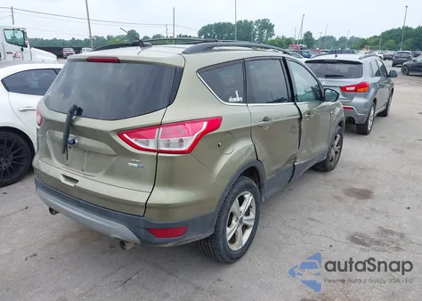 2013 Ford Escape Se z USA, uszkodzony, nr VIN 1FMCU9GX2DUC43098